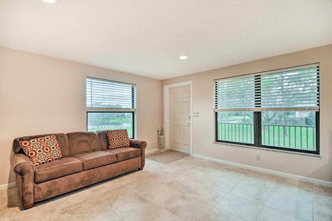 Sleek Largo Studio With Pond Less Than 7 Mi To Beach! Екстер'єр фото