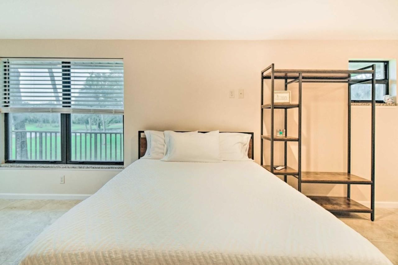 Sleek Largo Studio With Pond Less Than 7 Mi To Beach! Екстер'єр фото
